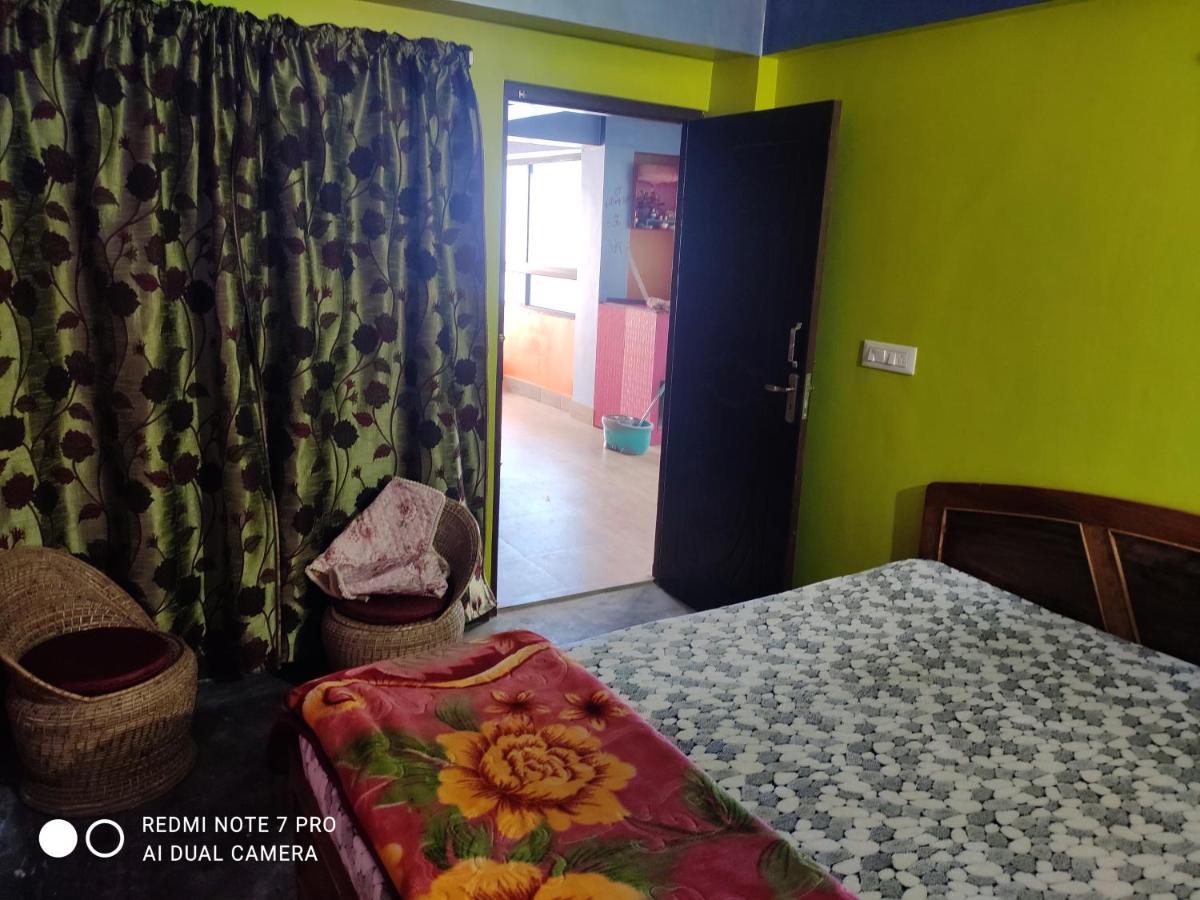 Swarna Kamal Homestay ดาร์จีลิง ห้อง รูปภาพ